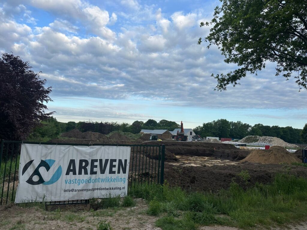 bouwdoek hek Heibloem Eersel mei 25