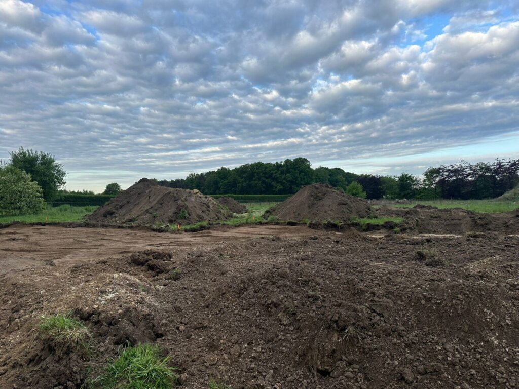 uitgraven woonboerderij Heibloem Eersel mei 25