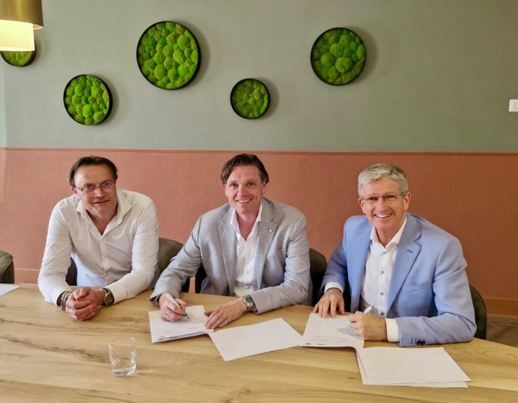 Foto ondertekening intentieovereenkomst WsZ